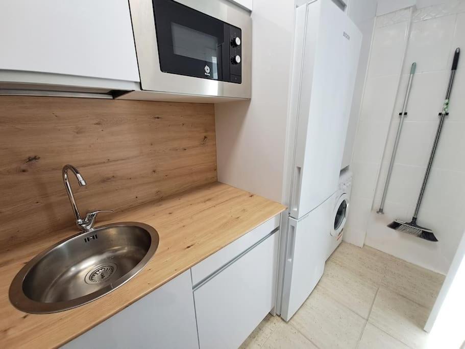 Apartamento 1A Linea De Mar Емпуриабрава Екстериор снимка