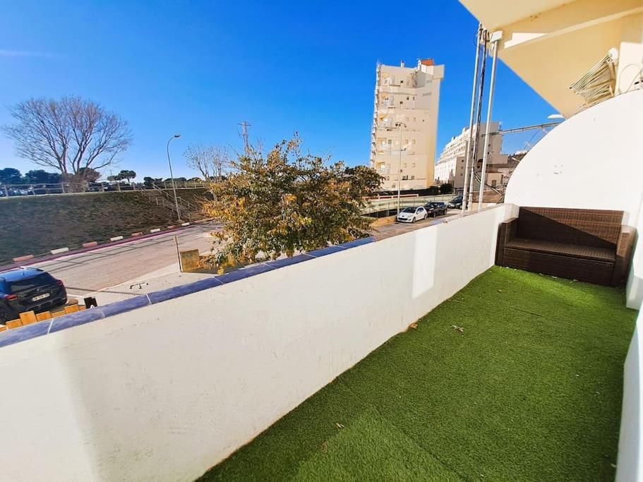 Apartamento 1A Linea De Mar Емпуриабрава Екстериор снимка